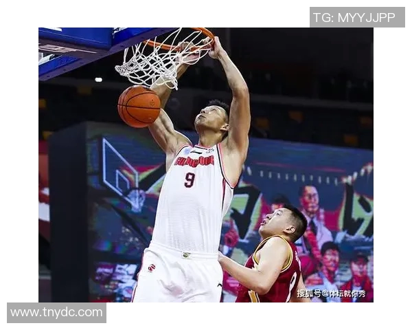 上海篮球队强势领跑精英赛积分榜积累84分展现冠军实力