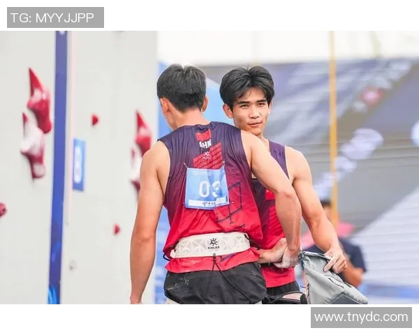 成都攀岩队领跑最新攀岩节奏TOP10榜单引发热议